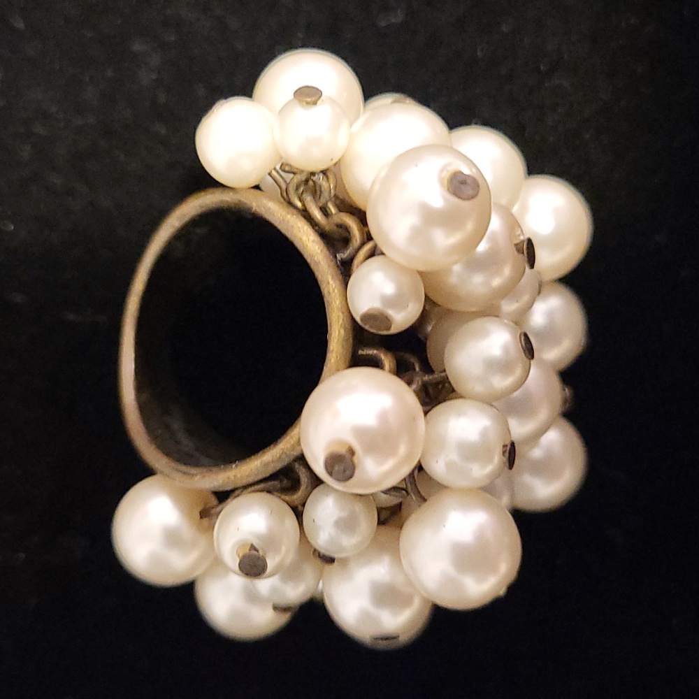 Ring Vintage Bronze Faux Pearl ChaCha Cluster Ring